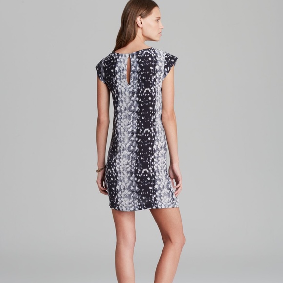 Joie WEAVER Gray Snow Leopard Silk Shift Dress - Picture 2 of 9
